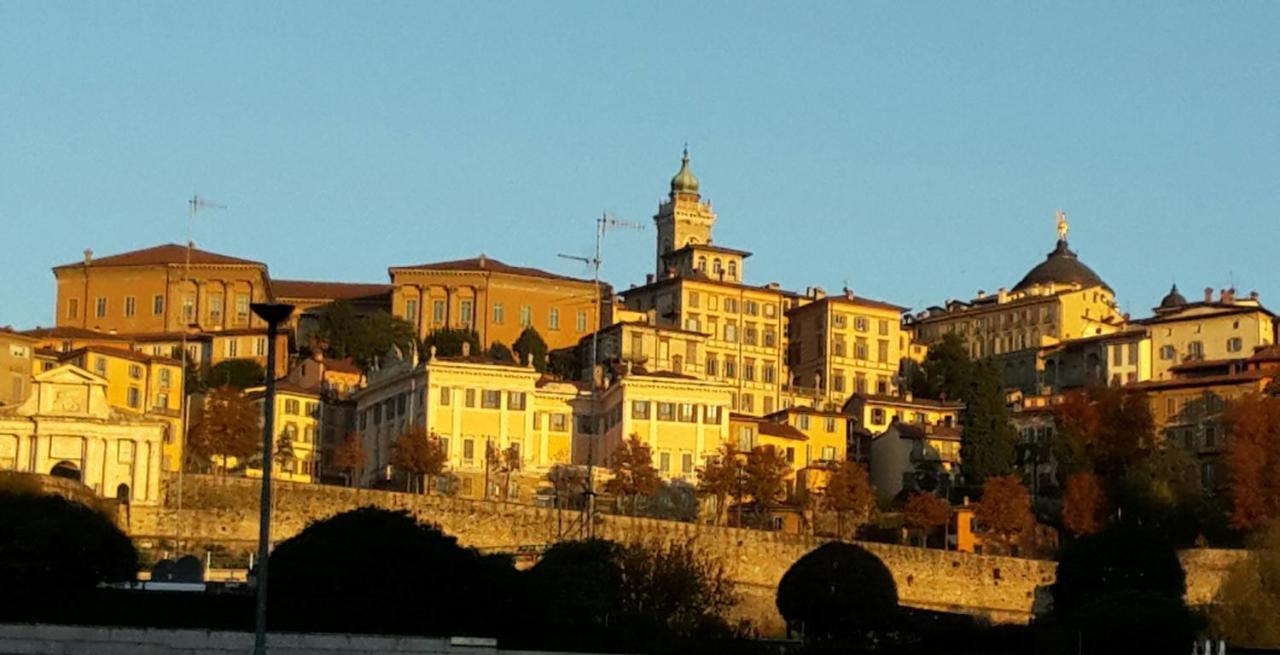 Jackie O' A La Maison Bergamo Exteriér fotografie